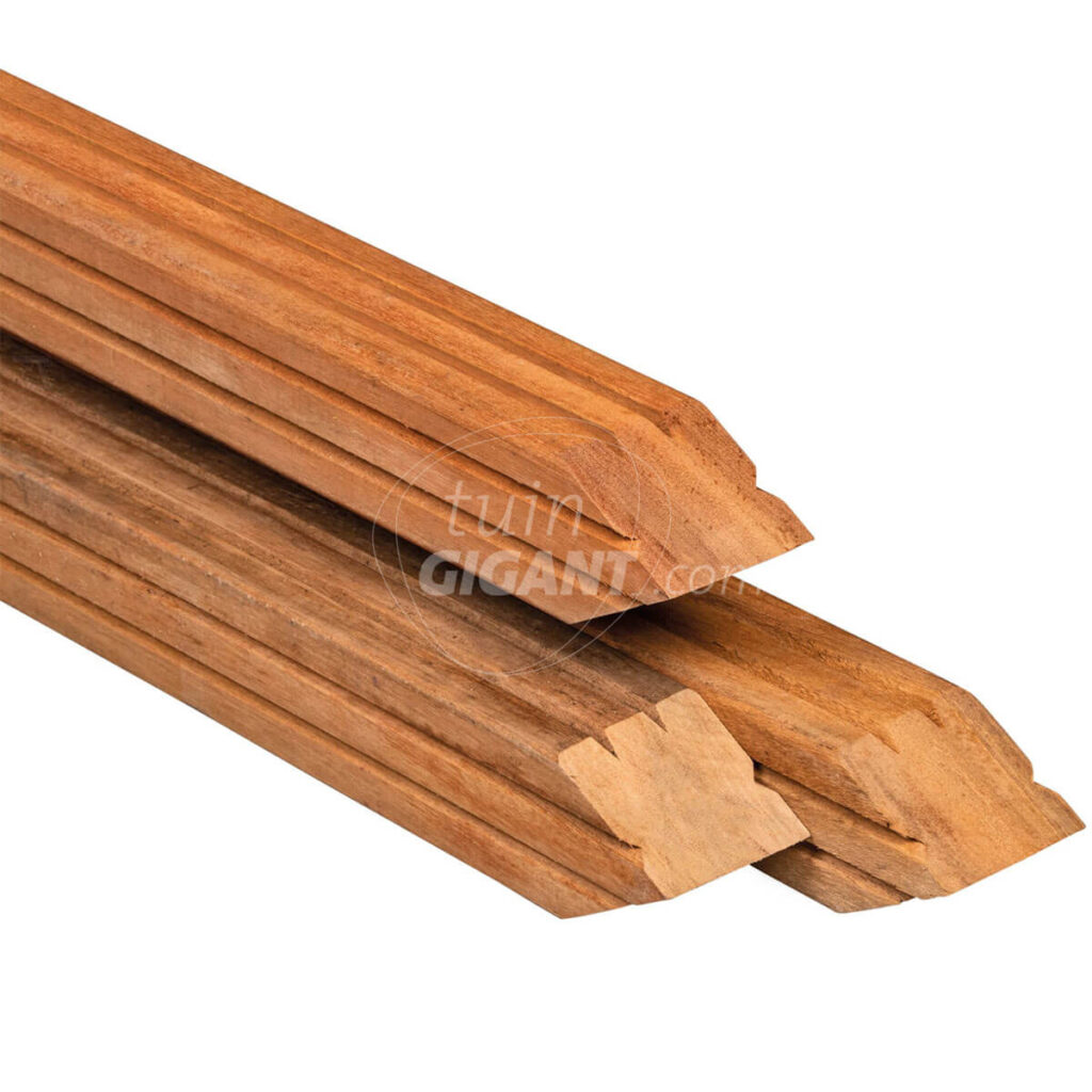 hardhouten paal 65x65 mm met groef met punt