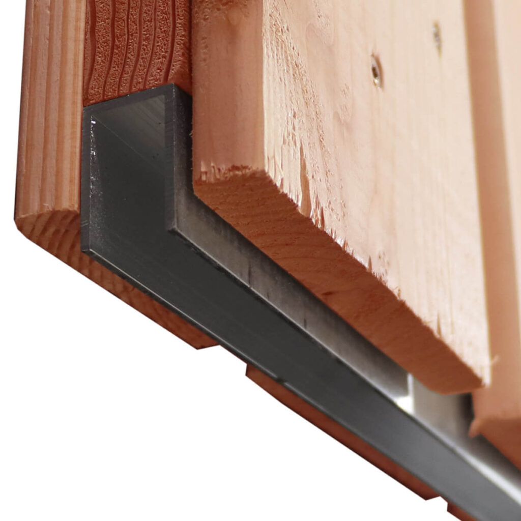 houten schuifpoort met metalen frame red class wood