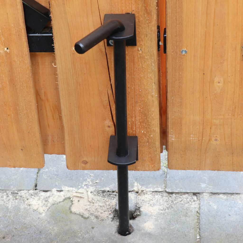 dubbele houten schutting tuinpoort red class wood zwarte details compleet