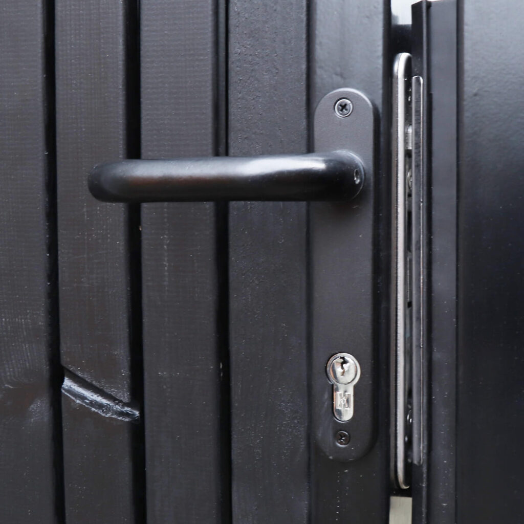 houten hekwerk tuinpoort stalen frame zwart elan 9005 180 x 100 cm vence