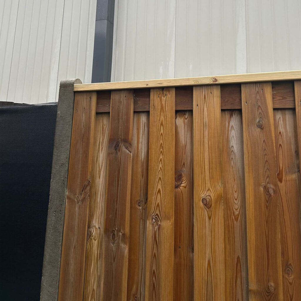 vlakke deksloof grenen